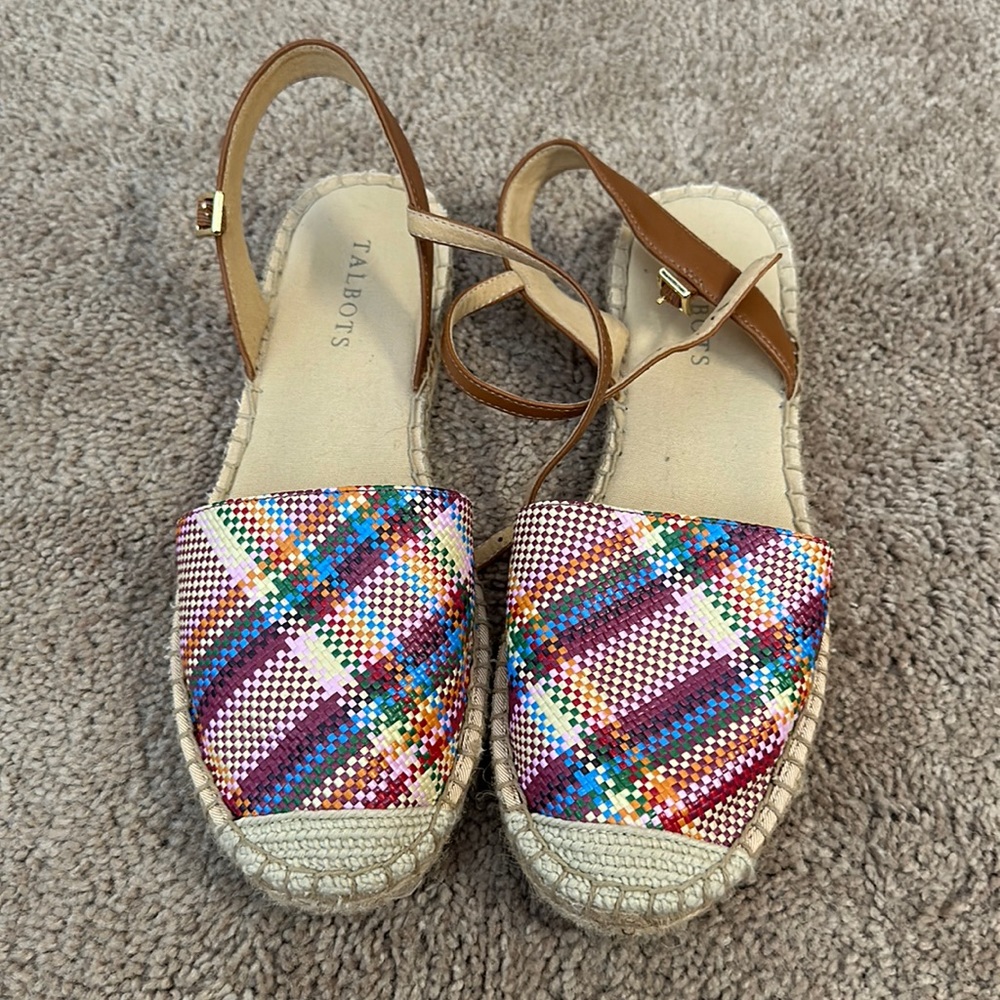 Size 8.5 summer espadrille sandals by Talbot